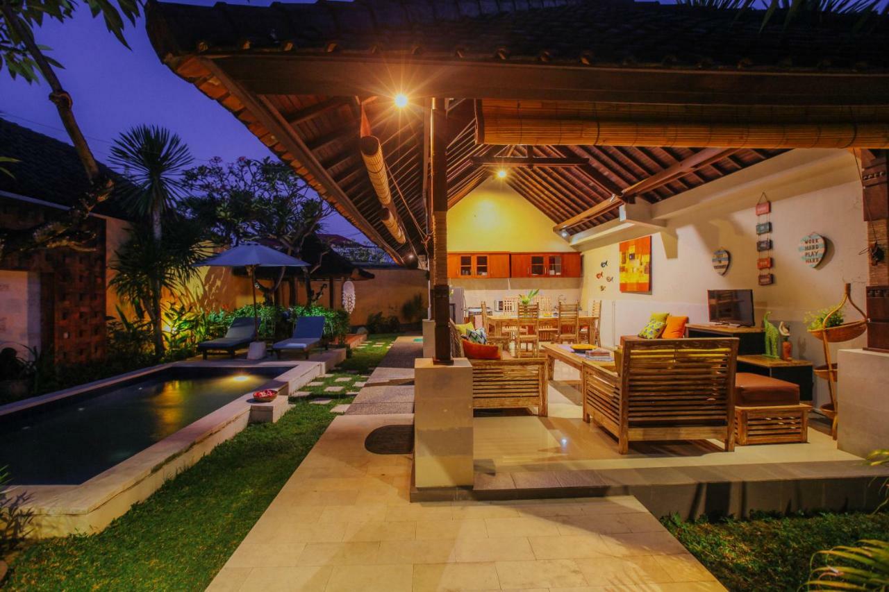 Villa Matahari เซมินยัค ภายนอก รูปภาพ